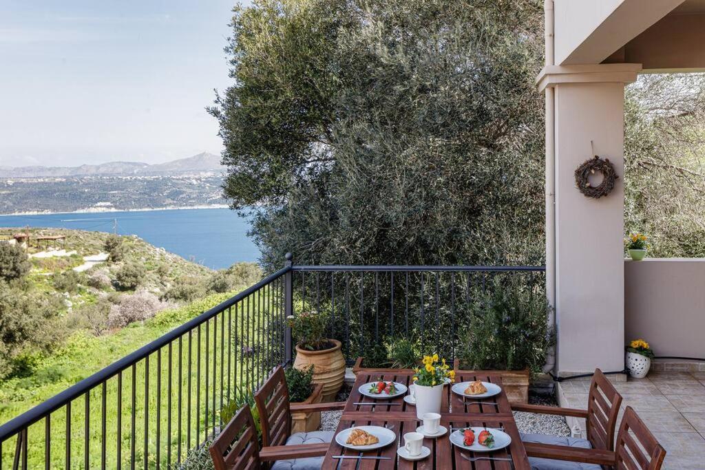 Villa Alysso Megala Chorafia Exterior photo